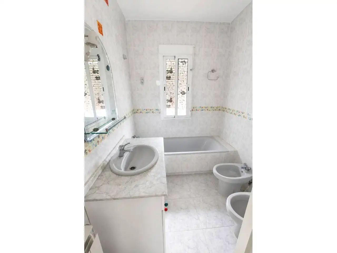 Bathroom of Houses for sale in Pioz  with Air Conditioner, Heating and Private garden