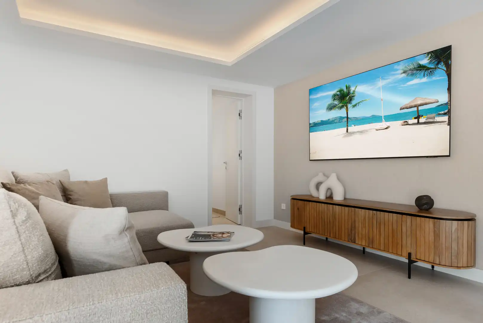 Chalet con piscina en venta en Las Chapas - El Rosario, imagen 56