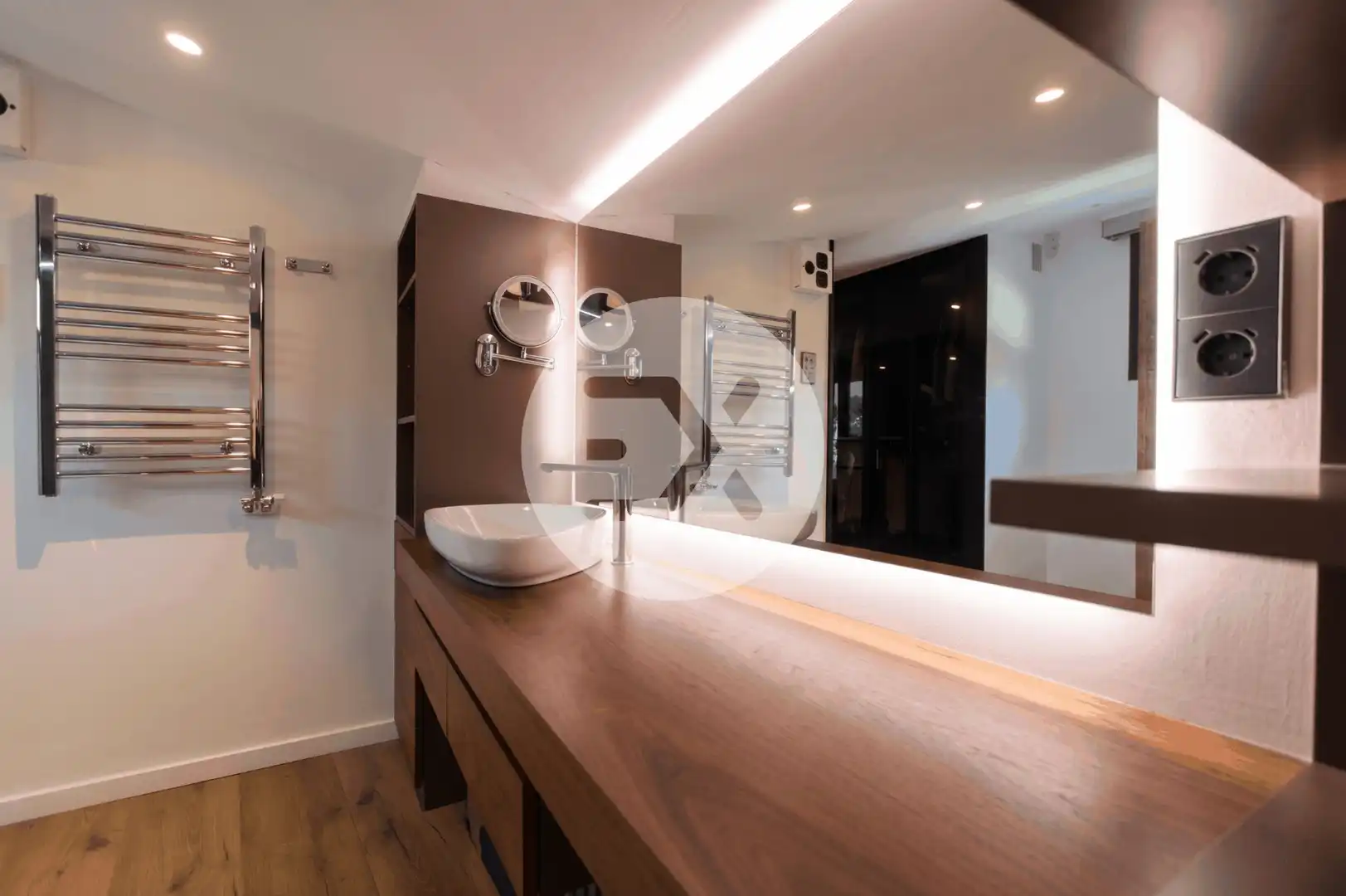 Bathroom of Houses for sale in Castelldefels  with Air Conditioner, Heating and Private garden