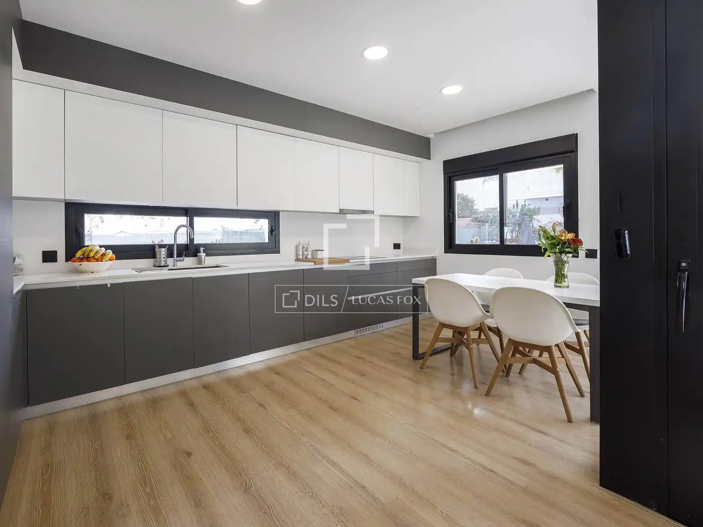 Cocina de Casa o chalet en venta en Godella con Aire acondicionado, Calefacción y Jardín privado