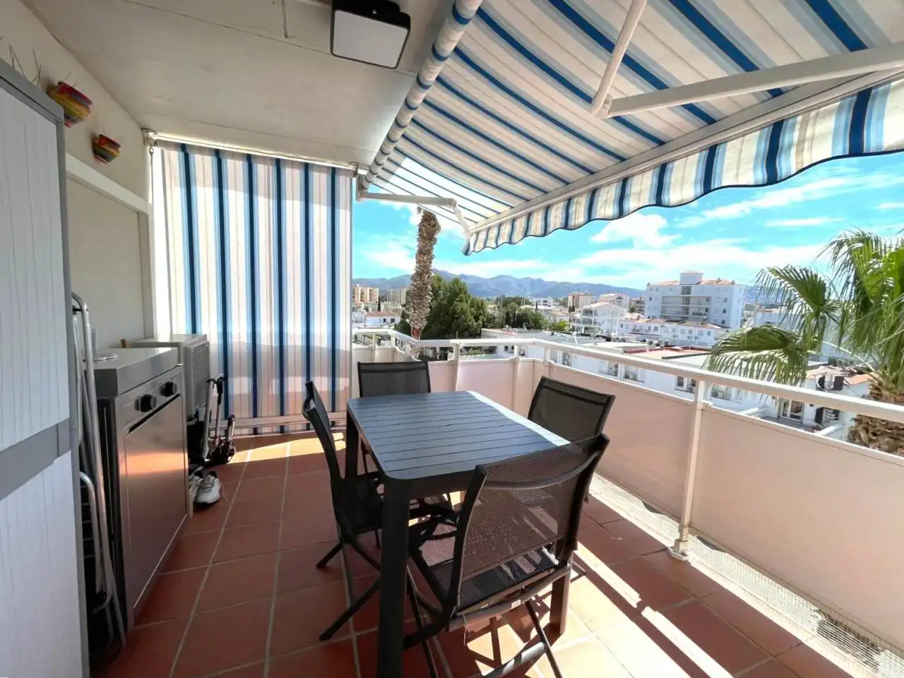 Terraza de Piso en venta en Roses con Aire acondicionado, Terraza y Amueblado