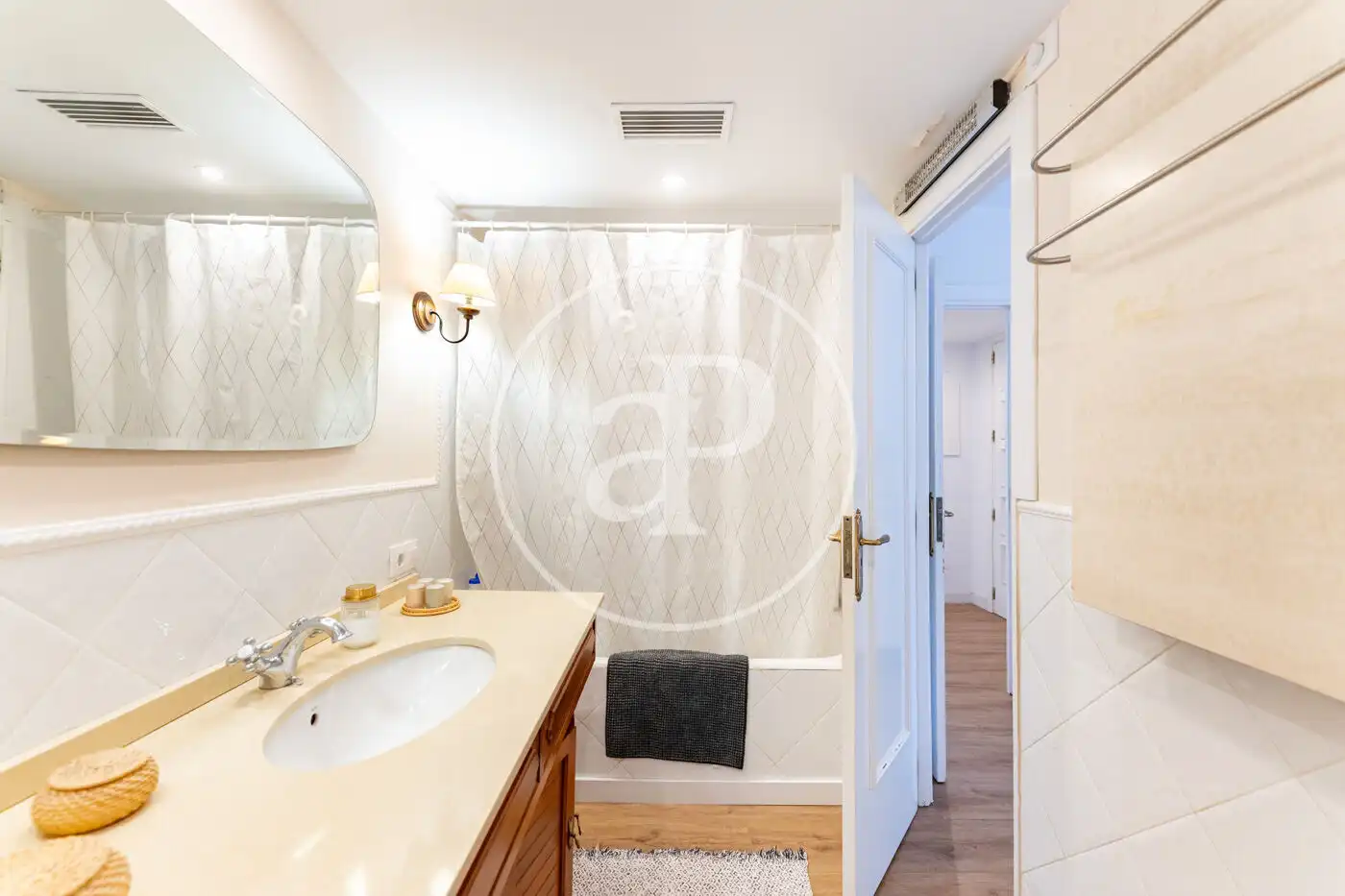 Bathroom of Houses for sale in Bunyola  with Air Conditioner, Heating and Private garden