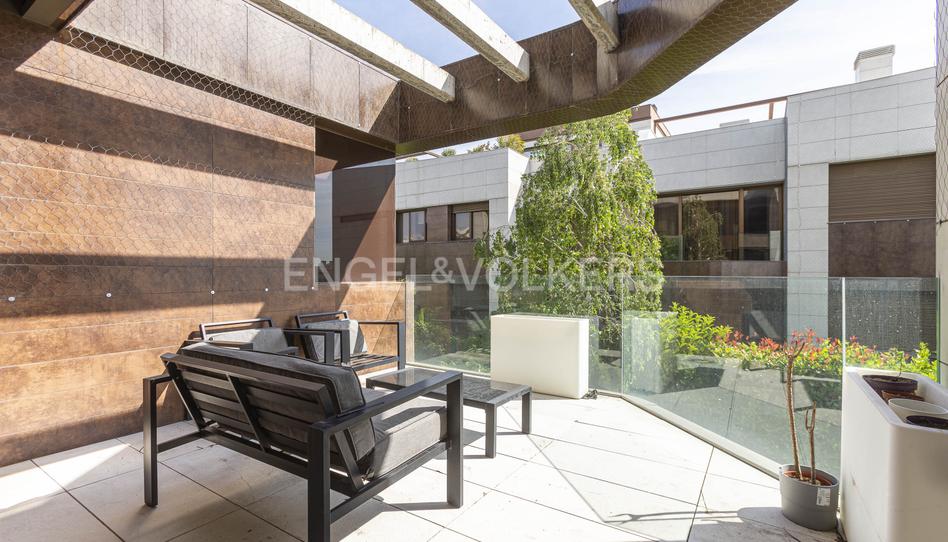 Foto 1 de Apartament de lloguer a Calle de Fernando Vizcaíno Casas, Aravaca, Madrid