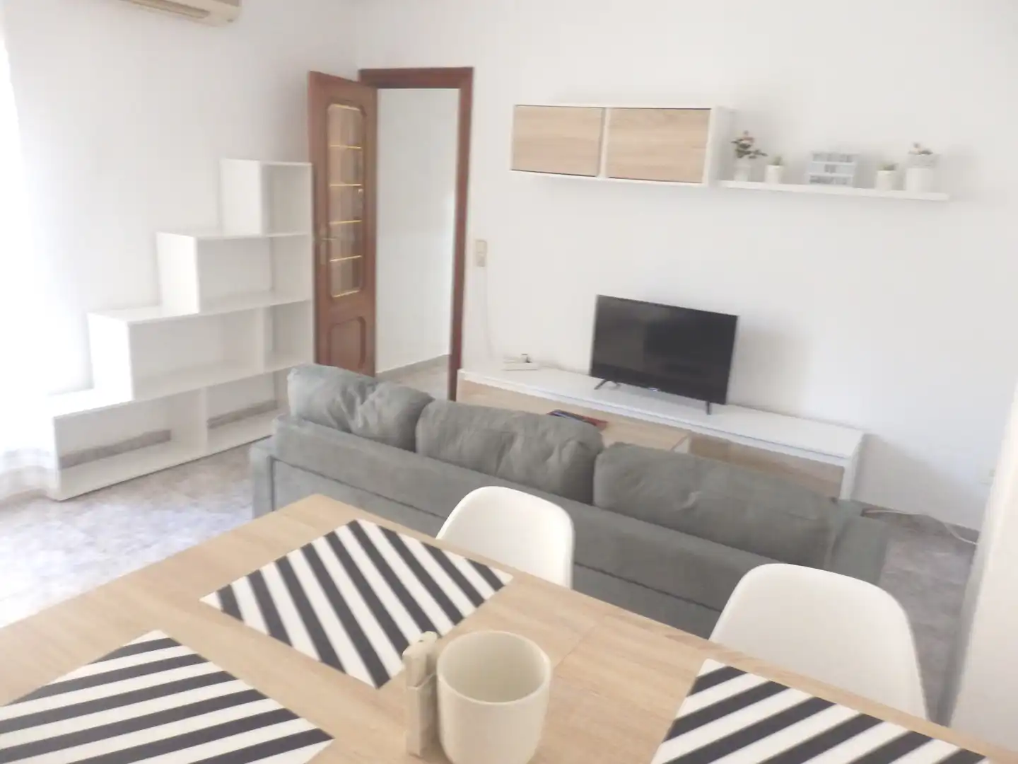 Sala de estar de Piso para compartir en Valencia con Aire acondicionado, Amueblado y Horno