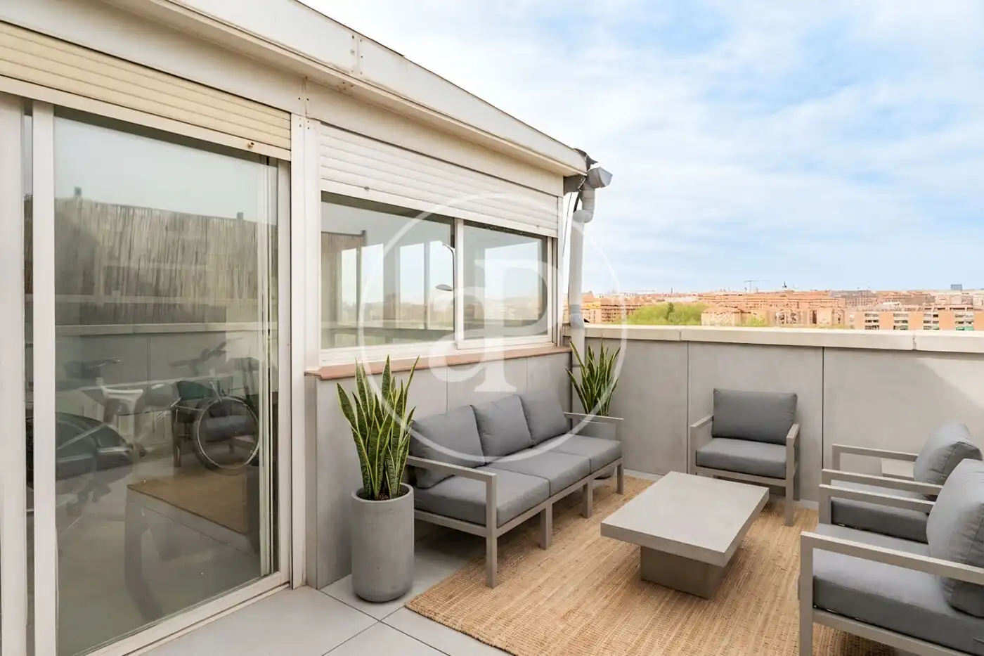 Terraza de Ático en venta en Madrid con Calefacción y Terraza