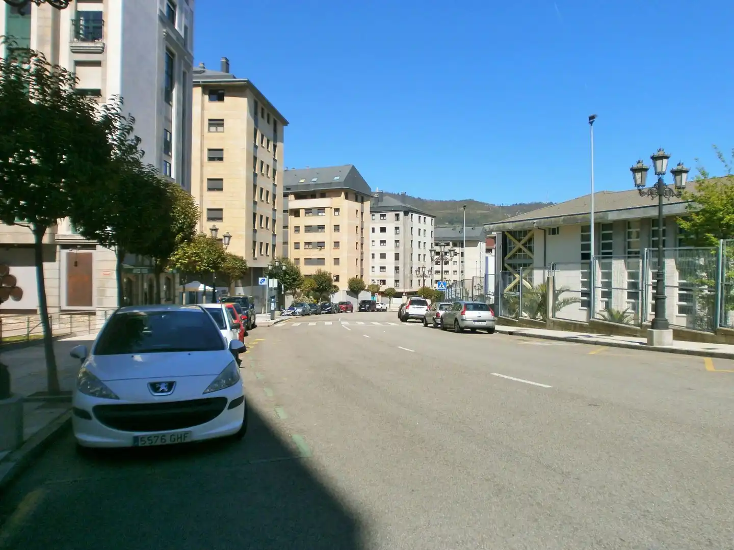Vista exterior de Piso en venta en Oviedo  con Calefacción, Amueblado y Balcón