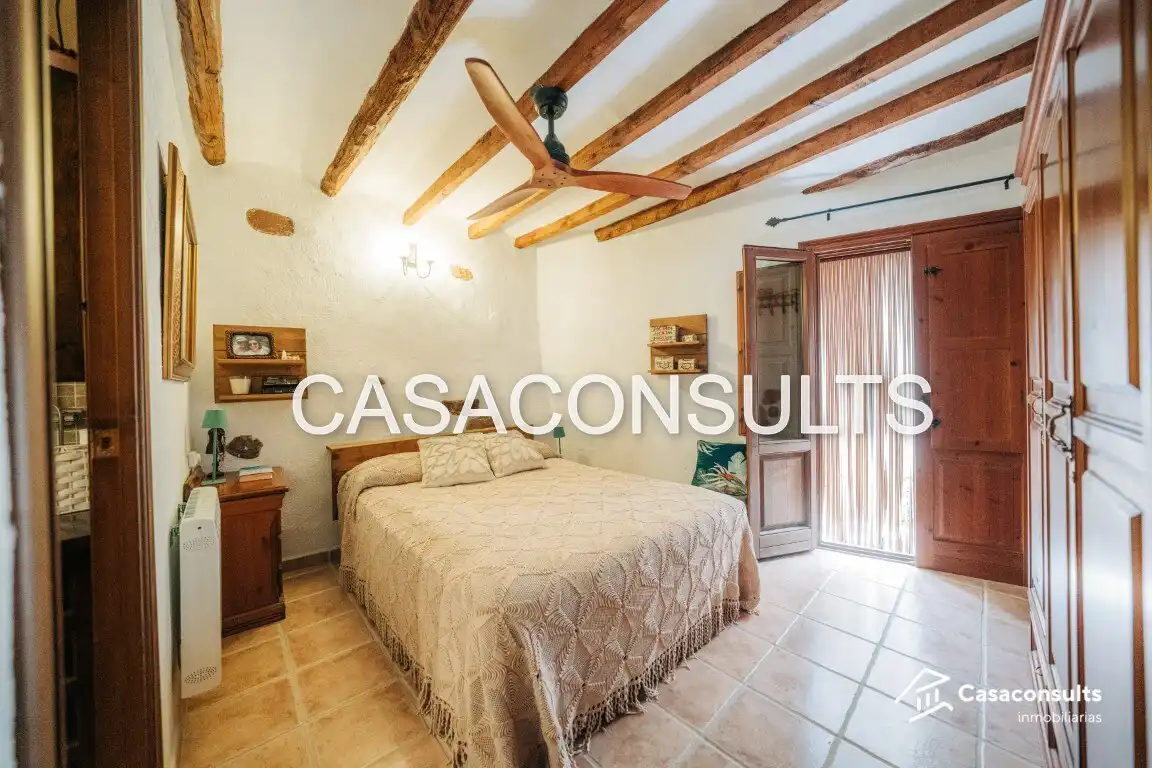 Dormitori de Casa o xalet en venda en Vilafamés amb Calefacció, Terrassa i Moblat