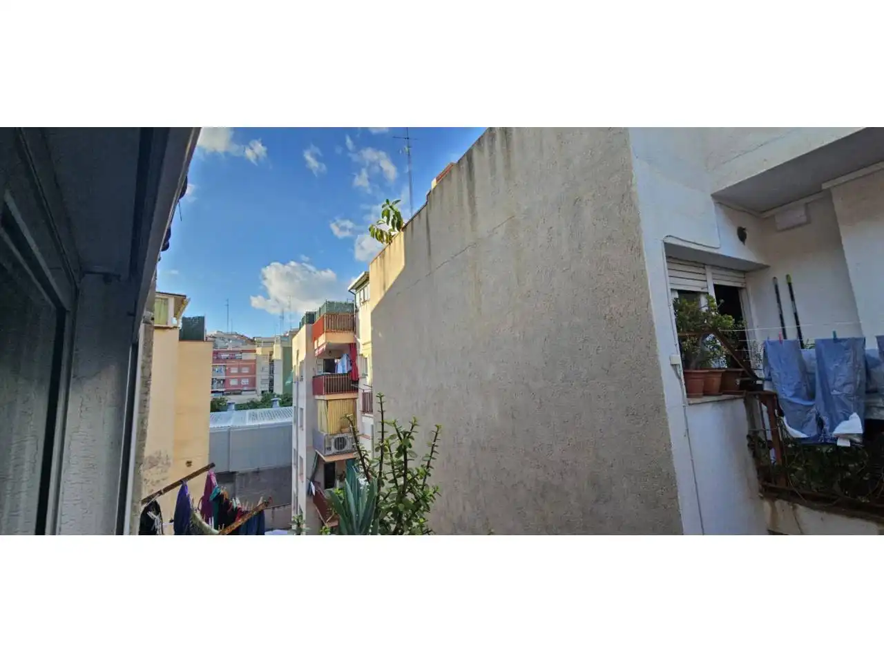 Vista exterior de Piso en venta en Montigalà - Sant Crist