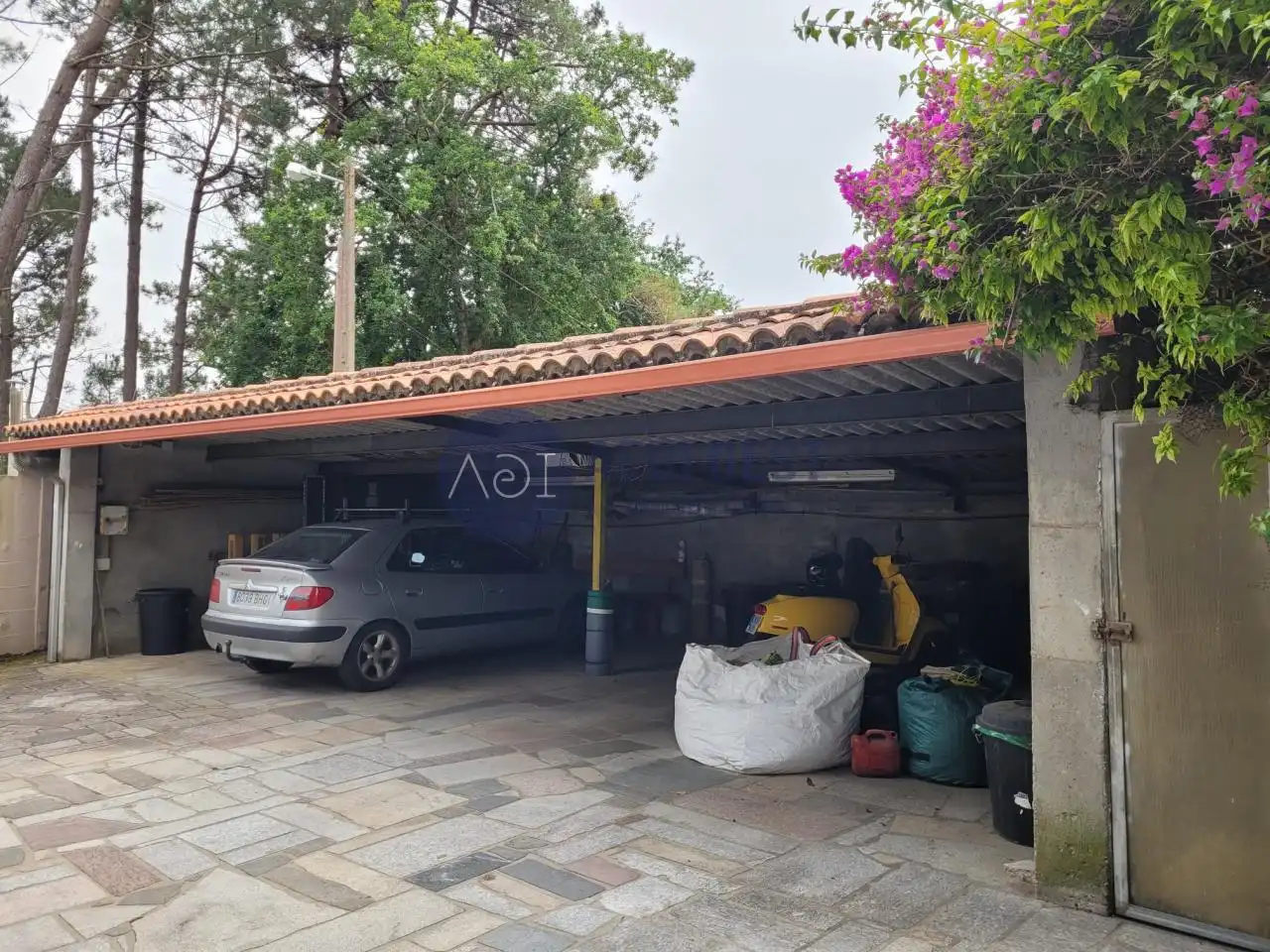 Parking of Houses for sale in Nigrán  with Heating, Private garden and Terrace