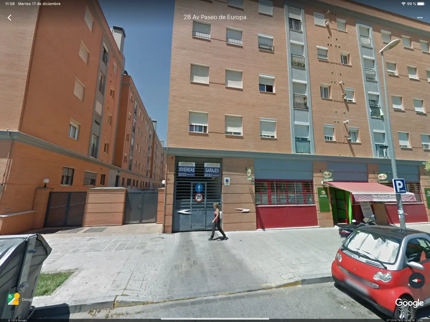 Exterior view of Garage for rent in Sevilla