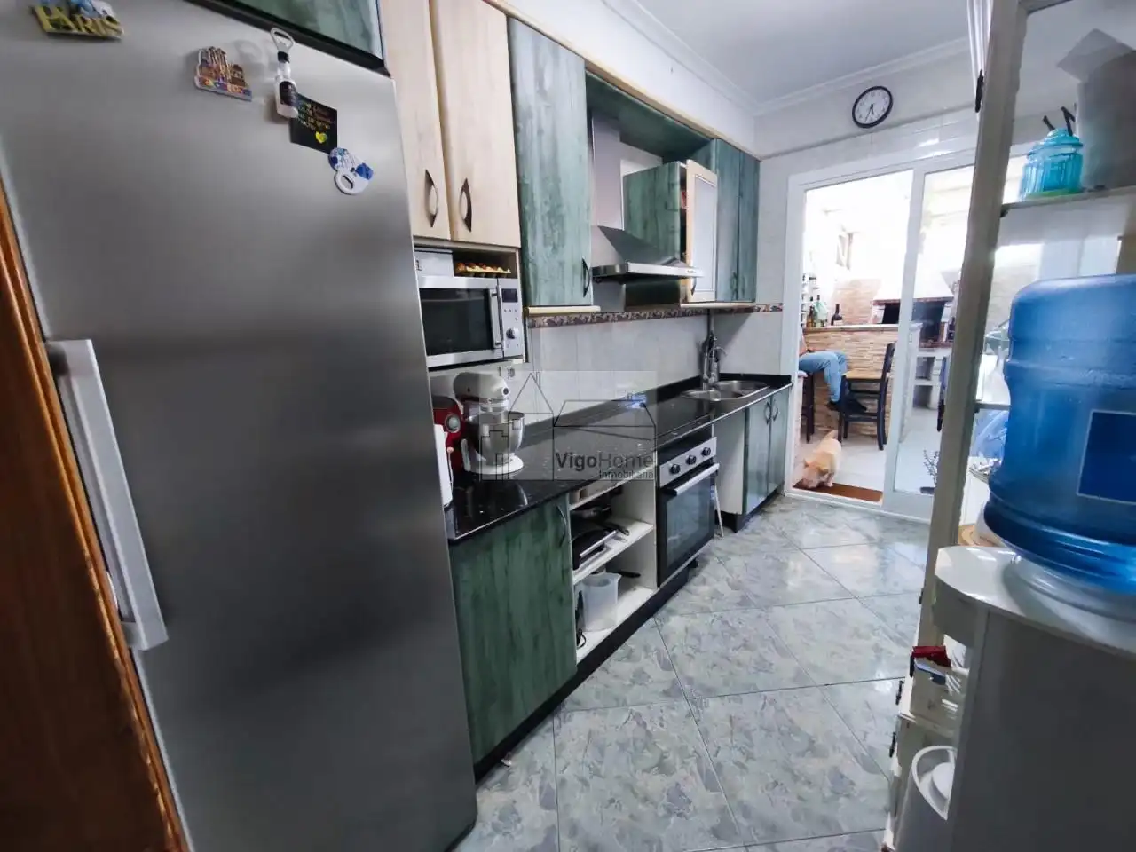Cocina de Piso en venta en Vigo  con Calefacción, Terraza y Trastero