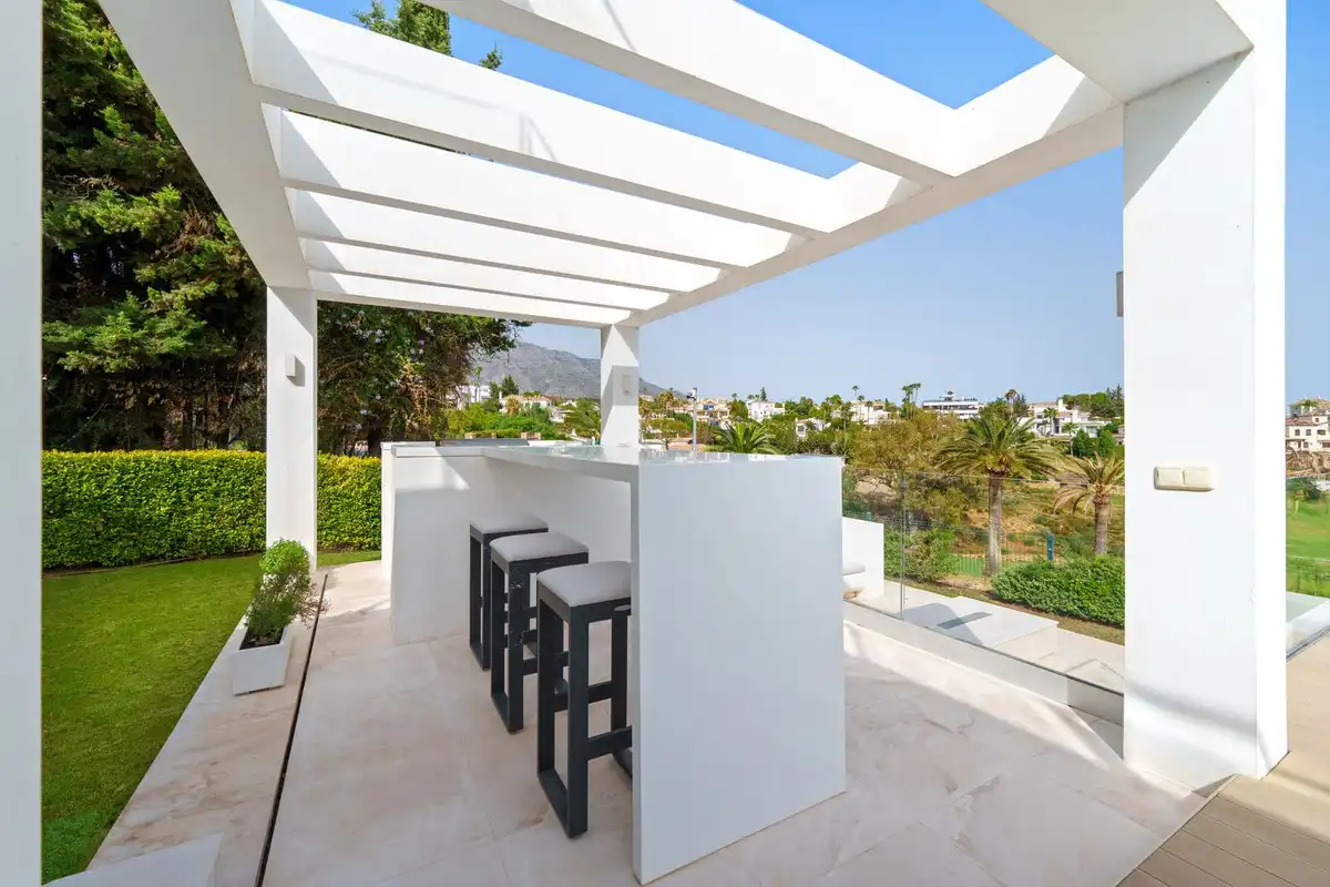 House with pool for sale in Nueva Andalucía, imagen 37