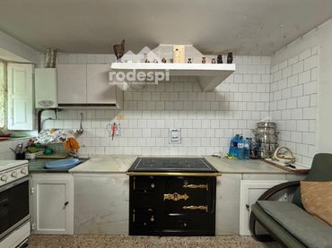 Detached house for sale in A Cañiza