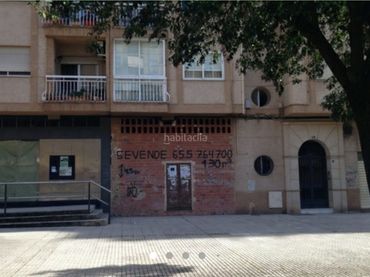 Local comercial en venda a Avenida de Andalucía 15
