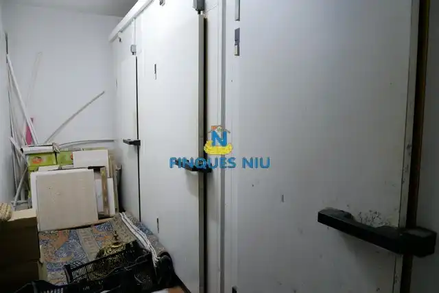 Casa con piscina en venta en Carrer Sant Martí, imagen 93