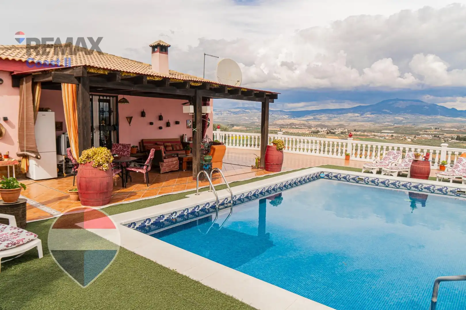 Piscina de Casa o chalet en venta en Moraleda de Zafayona con Aire acondicionado, Calefacción y Jardín privado