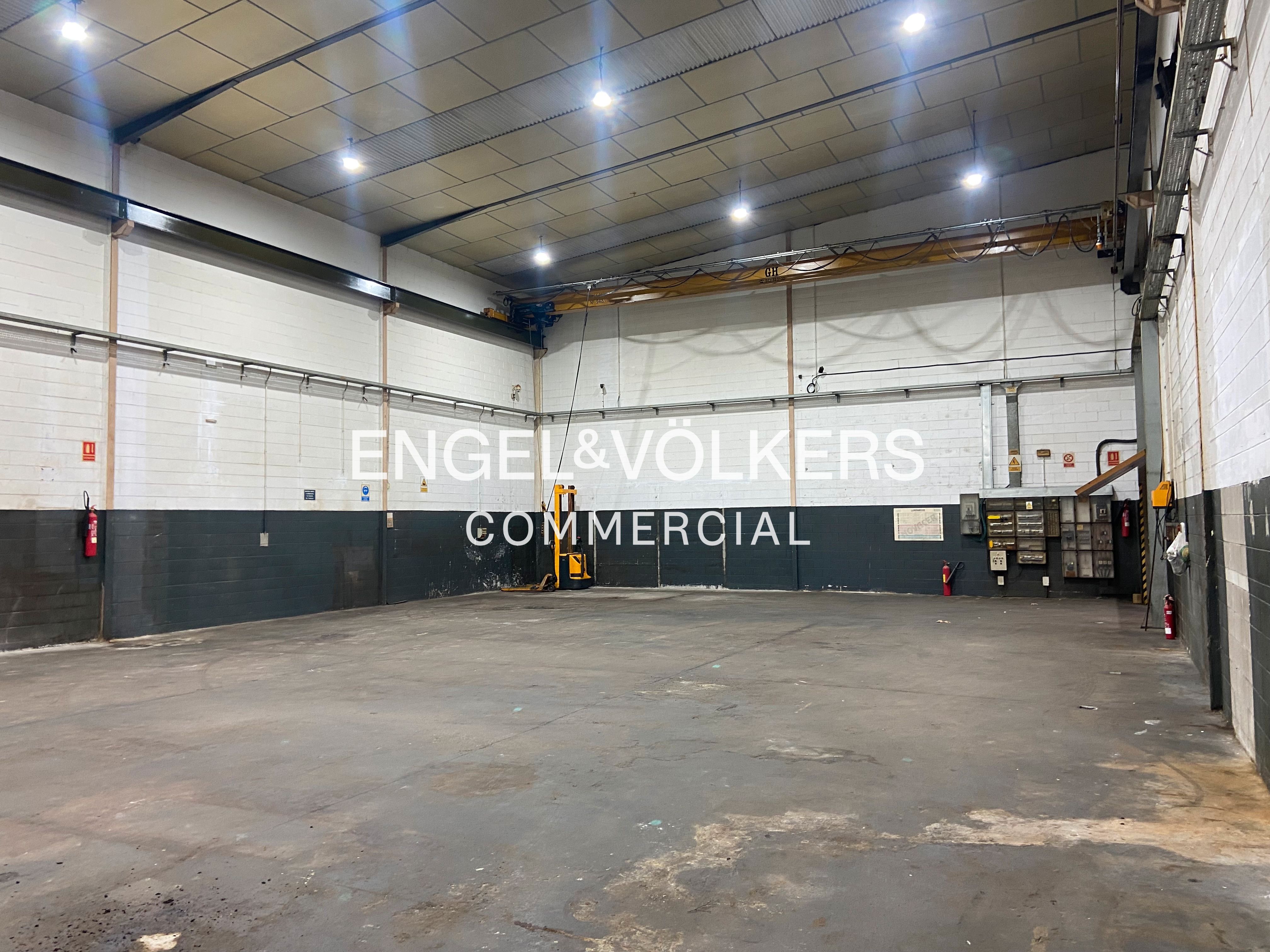 Nau industrial en venda en L'Hospitalet de Llobregat