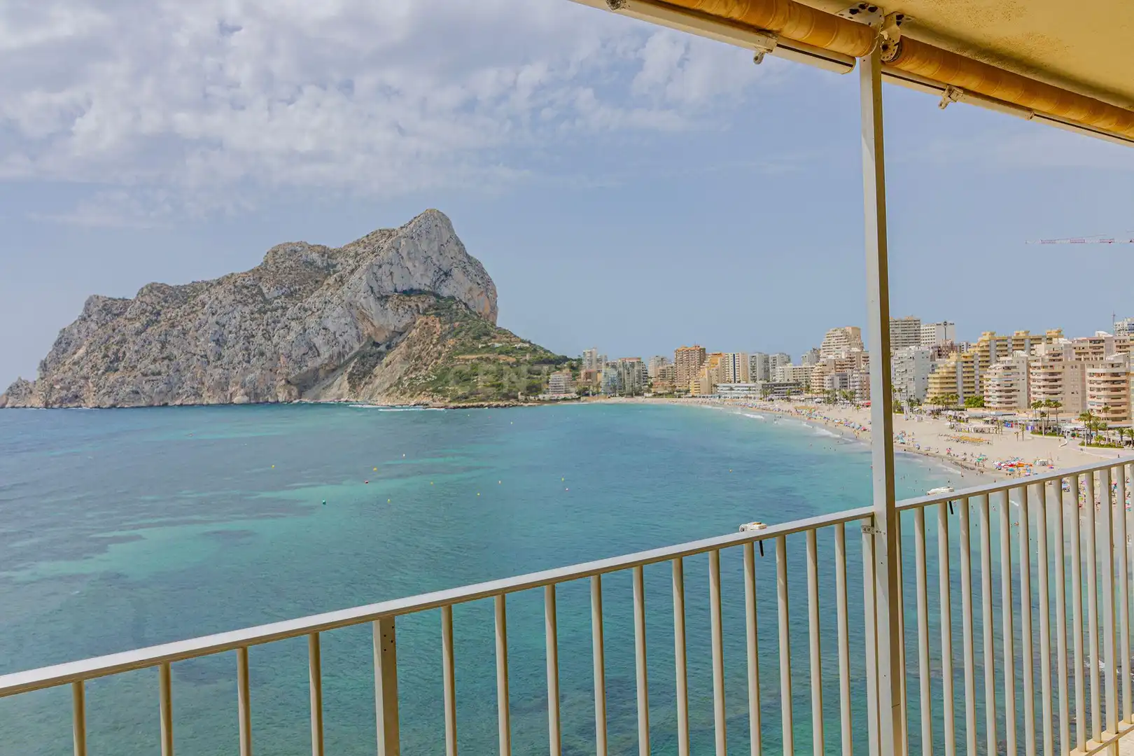 Schlafzimmer von Wohnungen zur Miete in Calpe / Calp mit Klimaanlage, Ofen und Waschmaschine