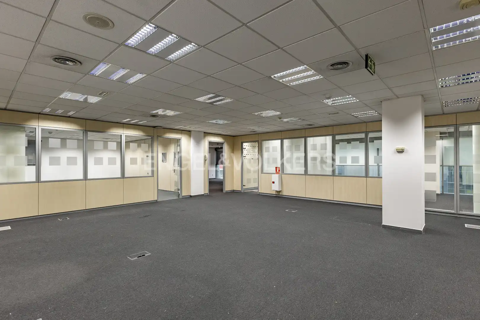 Office space with lift to rent in Zona Industrial, imagen 38