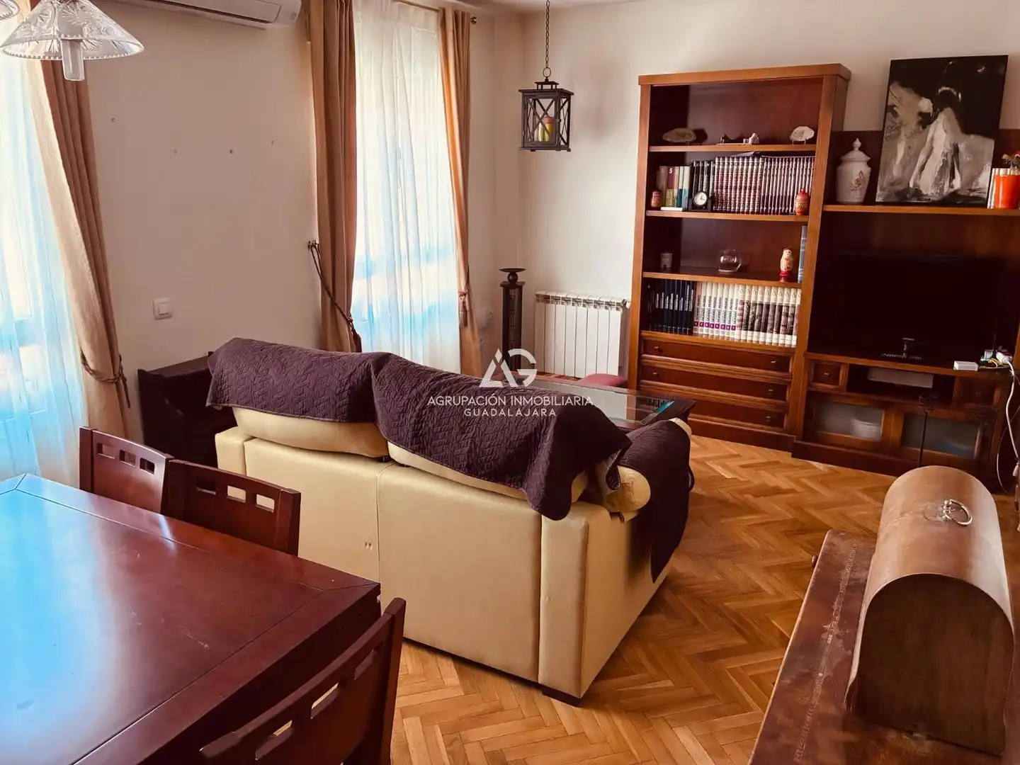 Sala d'estar de Pis en venda en Casco Histórico