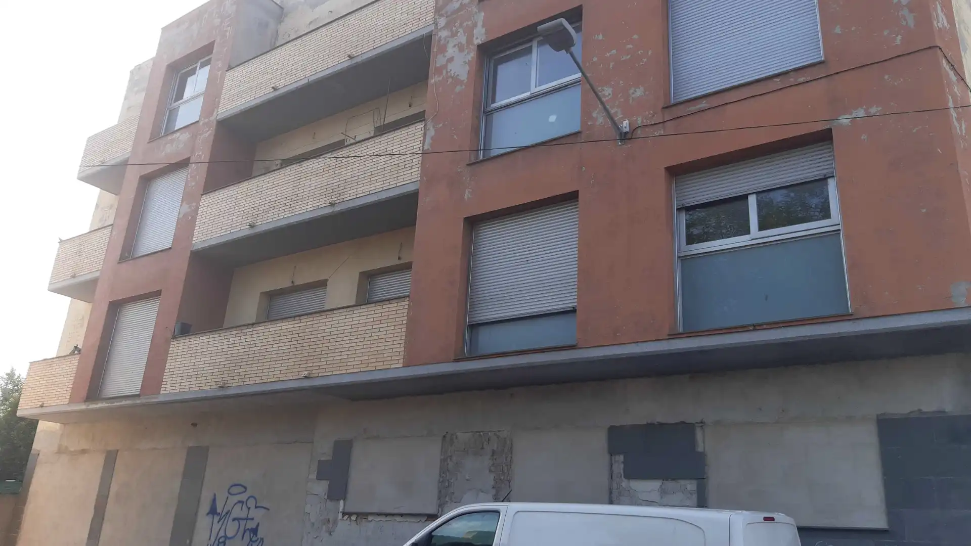 Vista exterior de Edificio en venta en Tordera