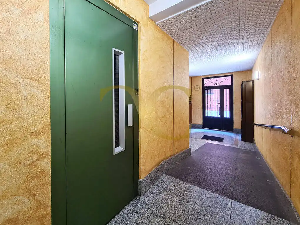 Wohnung zum Verkauf in Gijón  mit Heizung und Möbliert