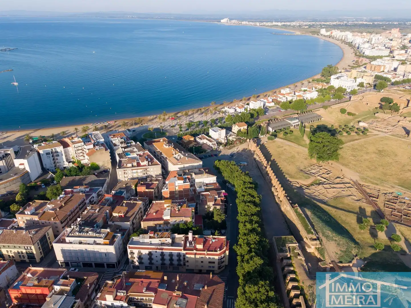 Vista exterior de Apartament en venda en Roses amb Aire condicionat, Calefacció i Terrassa