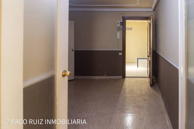 Local comercial en Alquiler en Calle José Artés de Arcos, 22 en Oliveros - Altamira