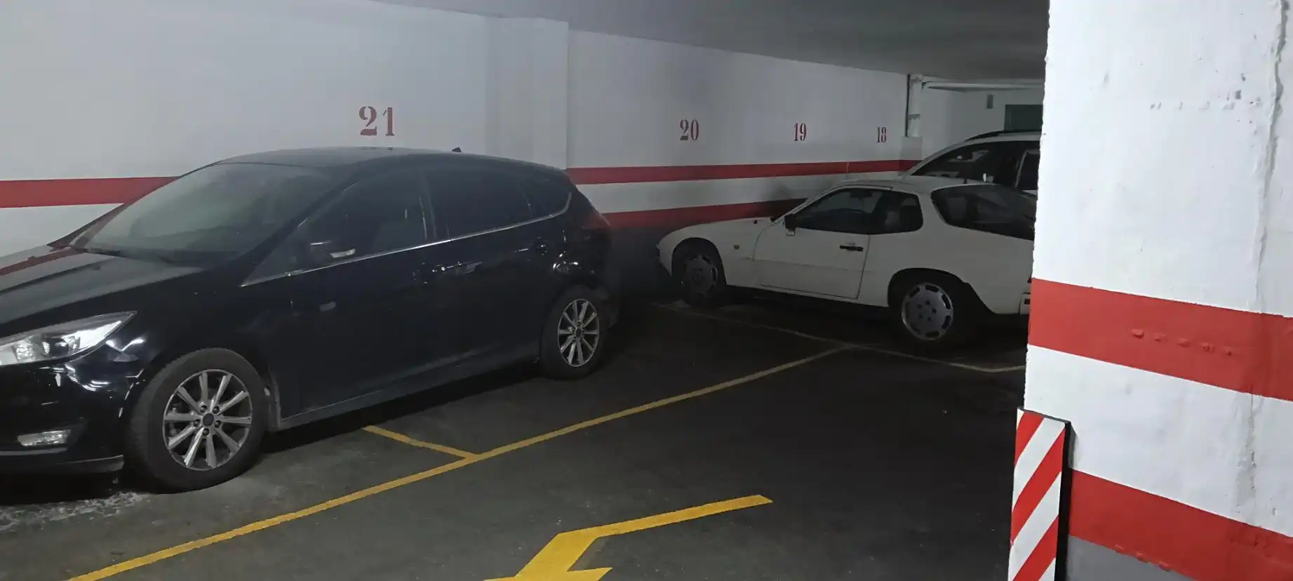 Parkplatz von Garage zum Verkauf in Zaragoza