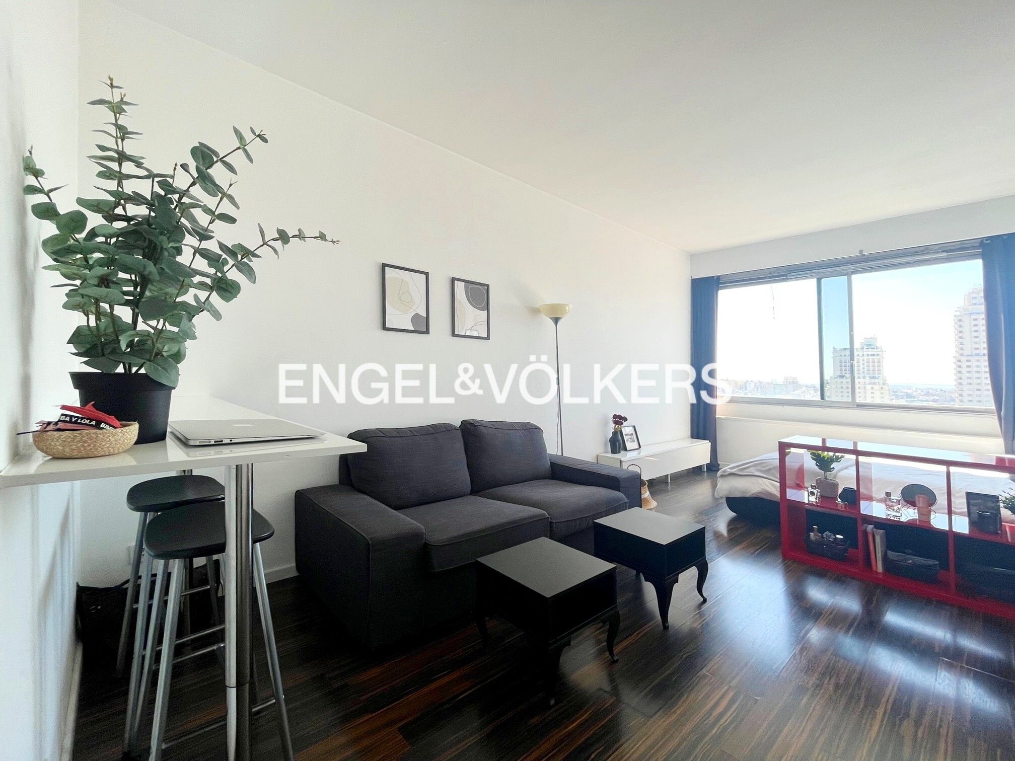 Sala d'estar de Loft de lloguer en  Madrid Capital amb Aire condicionat, Calefacció i Moblat