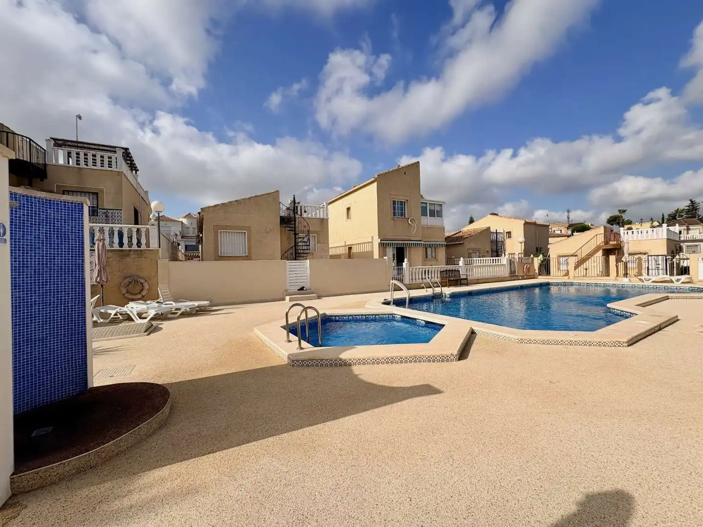 Xalet amb piscina en venda a N/A, imagen 5