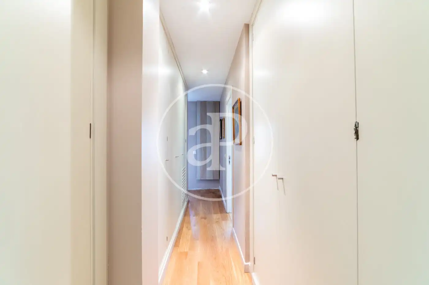 Dúplex en venta en Madrid con Aire acondicionado, Calefacción y Jardín privado