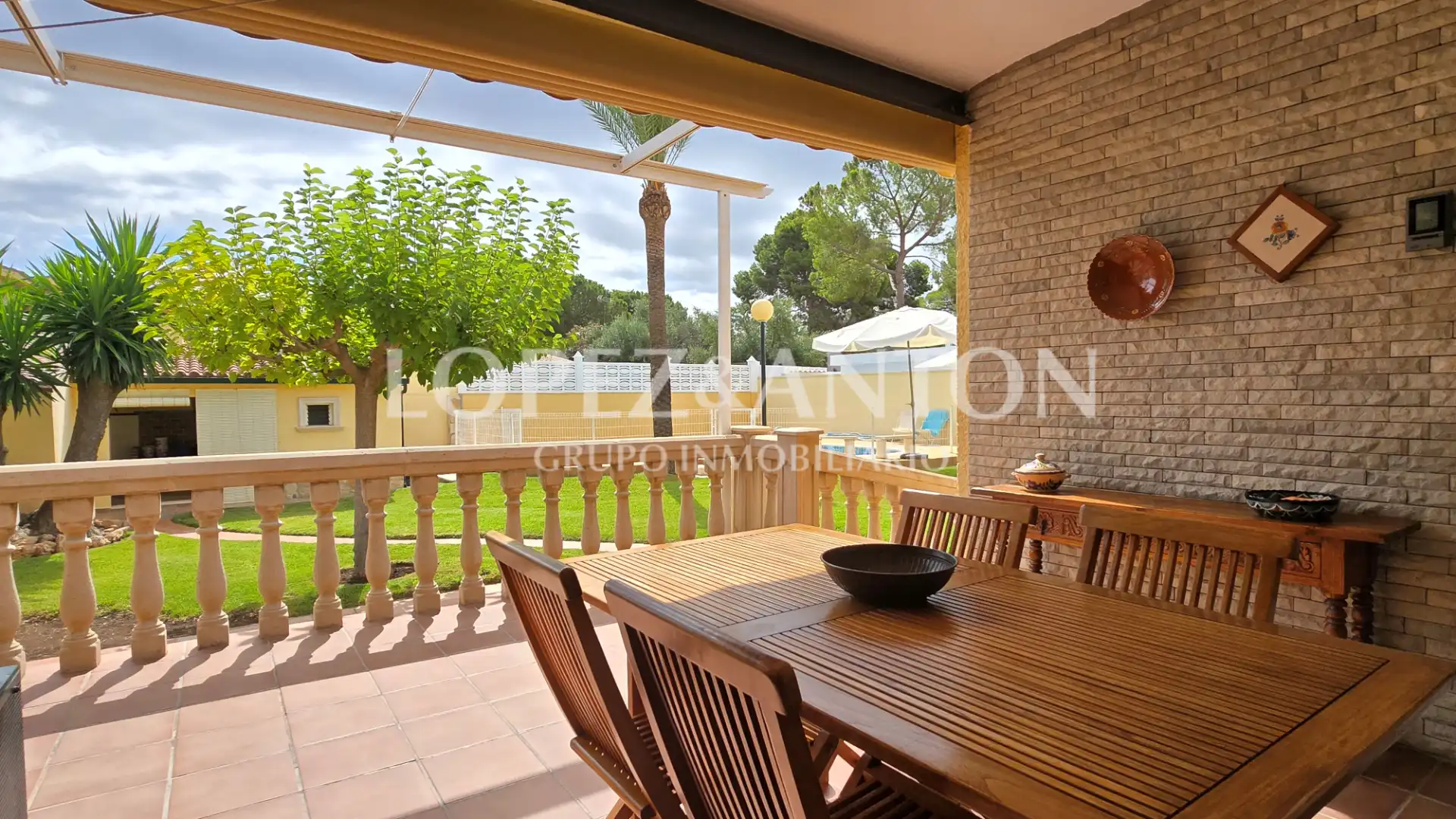 Terrace of Houses for sale in L'Eliana  with Air Conditioner, Private garden and Terrace