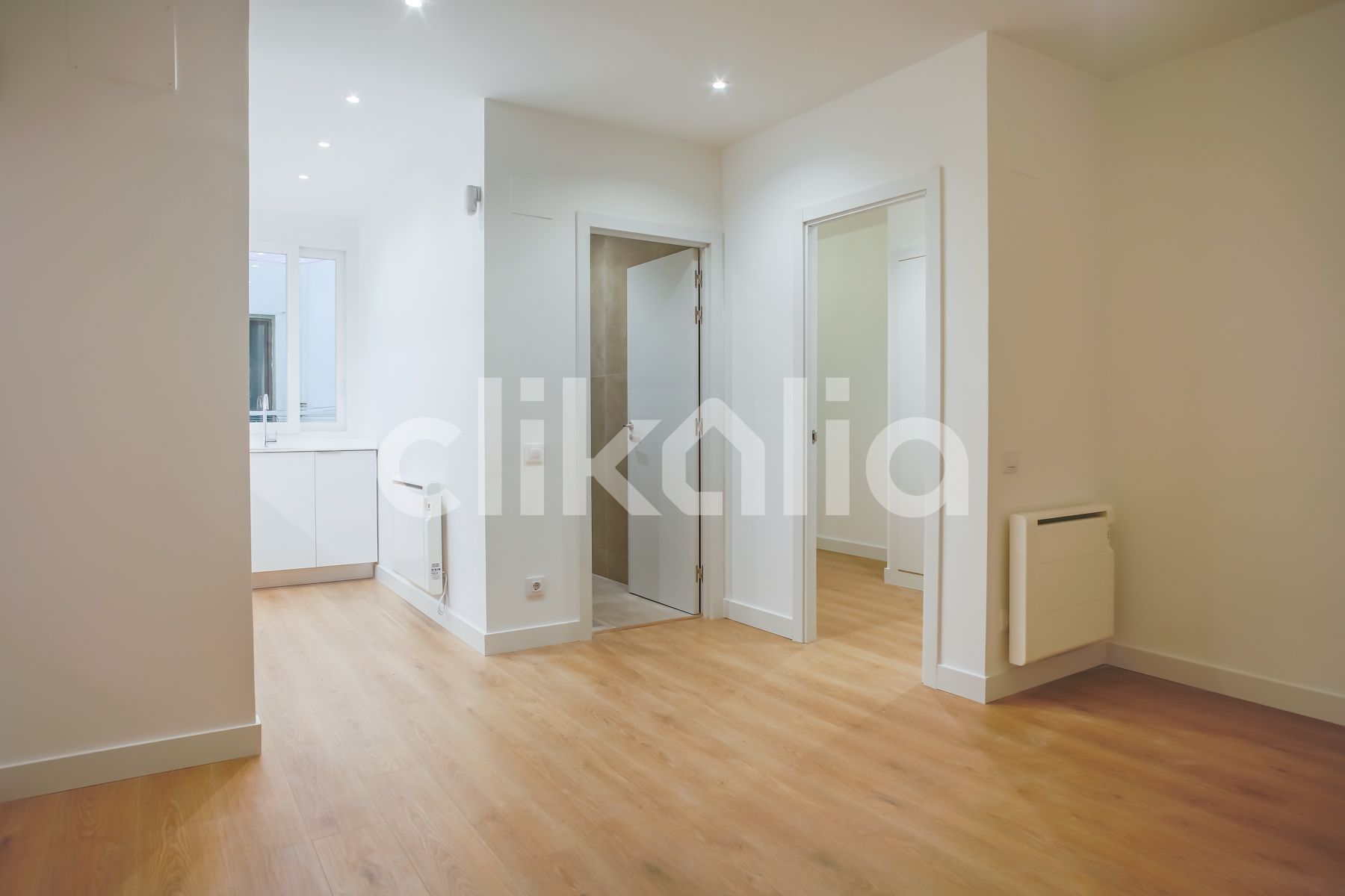 Bedroom of Flat for sale in  Madrid Capital  with Air Conditioner and Heating