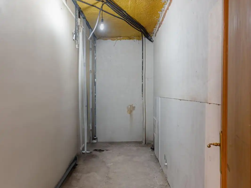 Commercial properties for sale in Coslada  with Heating and Terrace