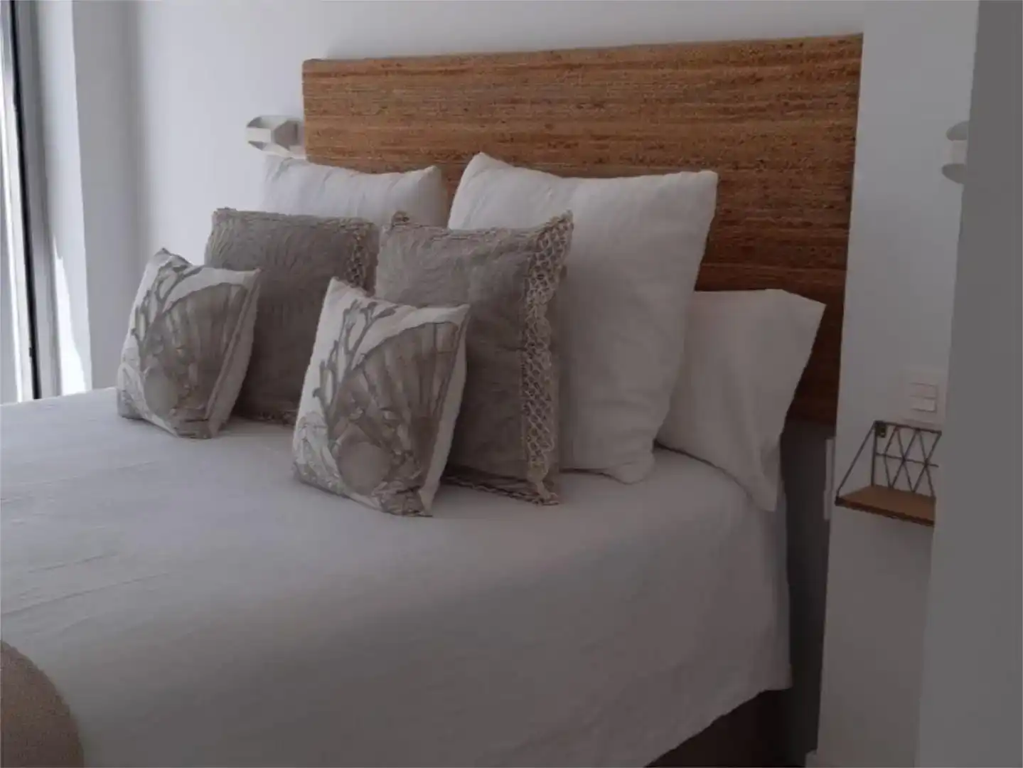 Bedroom of Flat for rent in Playa de Granada