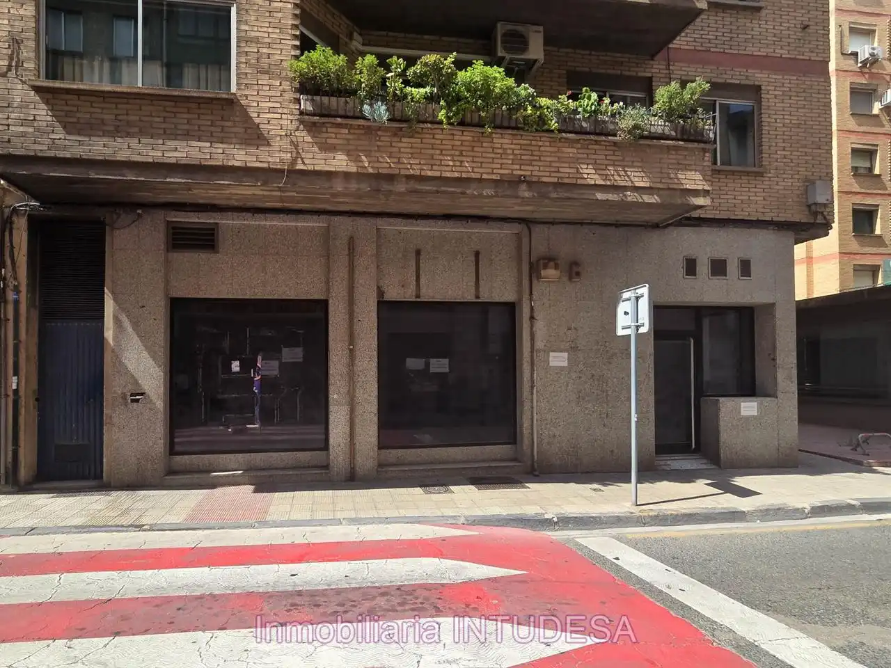 Vista exterior de Local en venta en Tudela