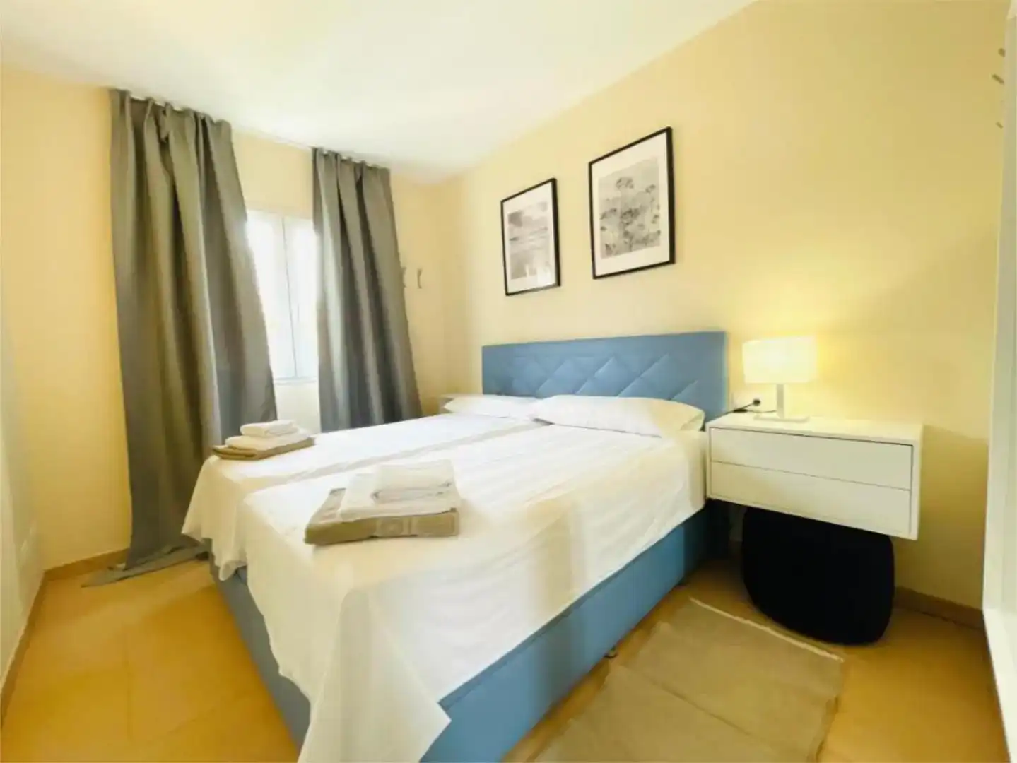 Bedroom of Flat for rent in  Palma de Mallorca  with Air Conditioner, Private garden and Swimming Pool