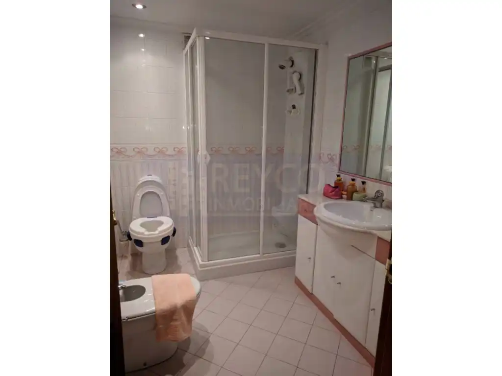 Bathroom of Houses for rent in Santo Domingo de la Calzada  with Private garden and Balcony