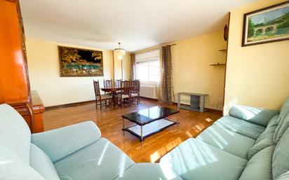 Living room of Flat for sale in Figueres  with Balcony