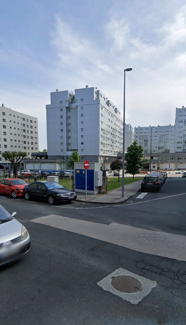 Aparcament de Local de lloguer en Narón