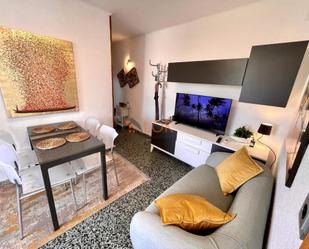 Living room of Flat for sale in Málaga Capital  with Air Conditioner, Terrace and Furnished