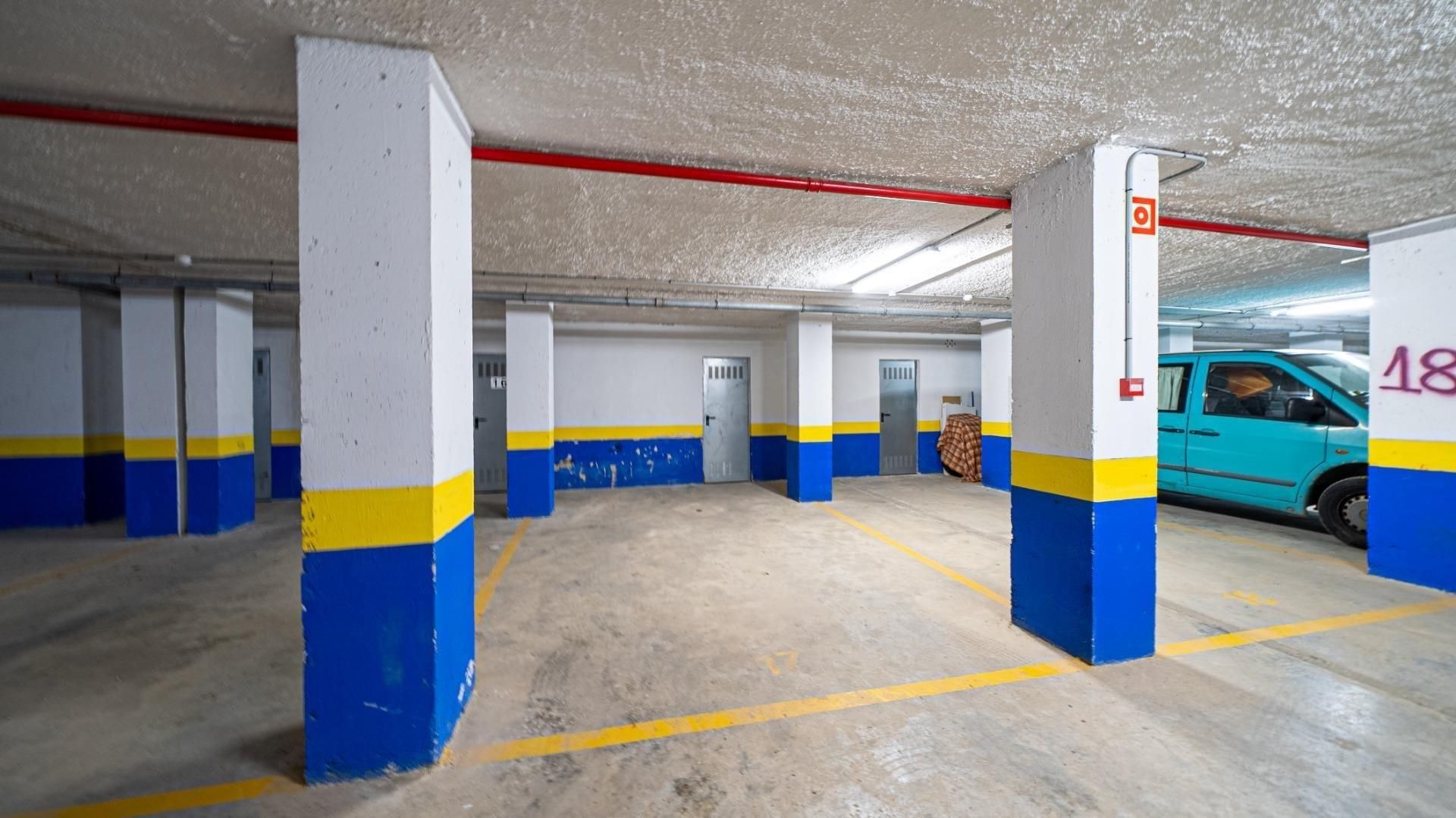 Parking de Piso de alquiler en Alicante / Alacant