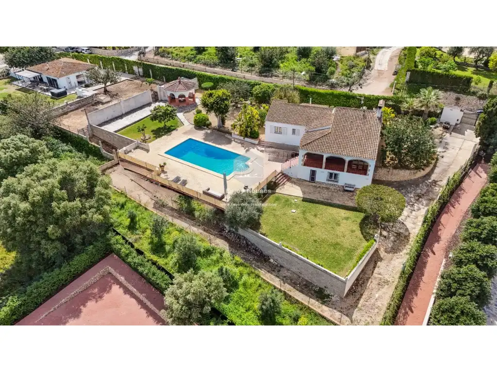Houses for sale in Camino Tarraulla, Partides comunes - Adsubia