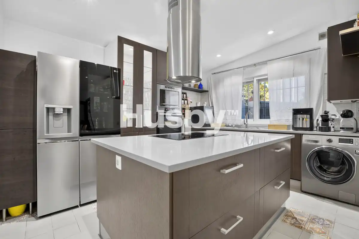 Semi-detached house with terrace for sale in Calle Menorca, imagen 13