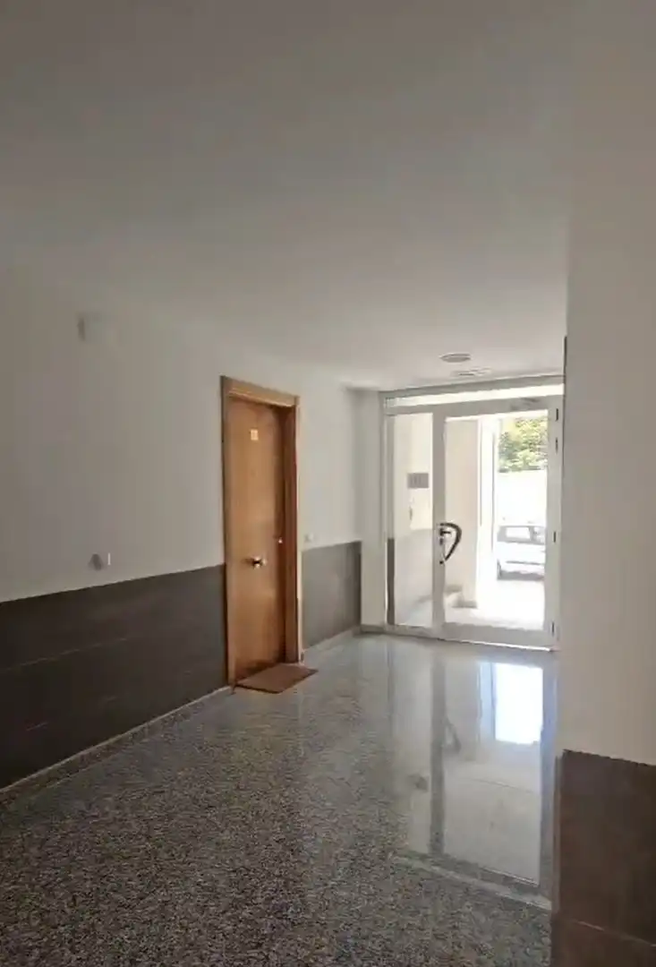 Wohnung mit Pool zum Verkauf in Carrer de República, imagen 2