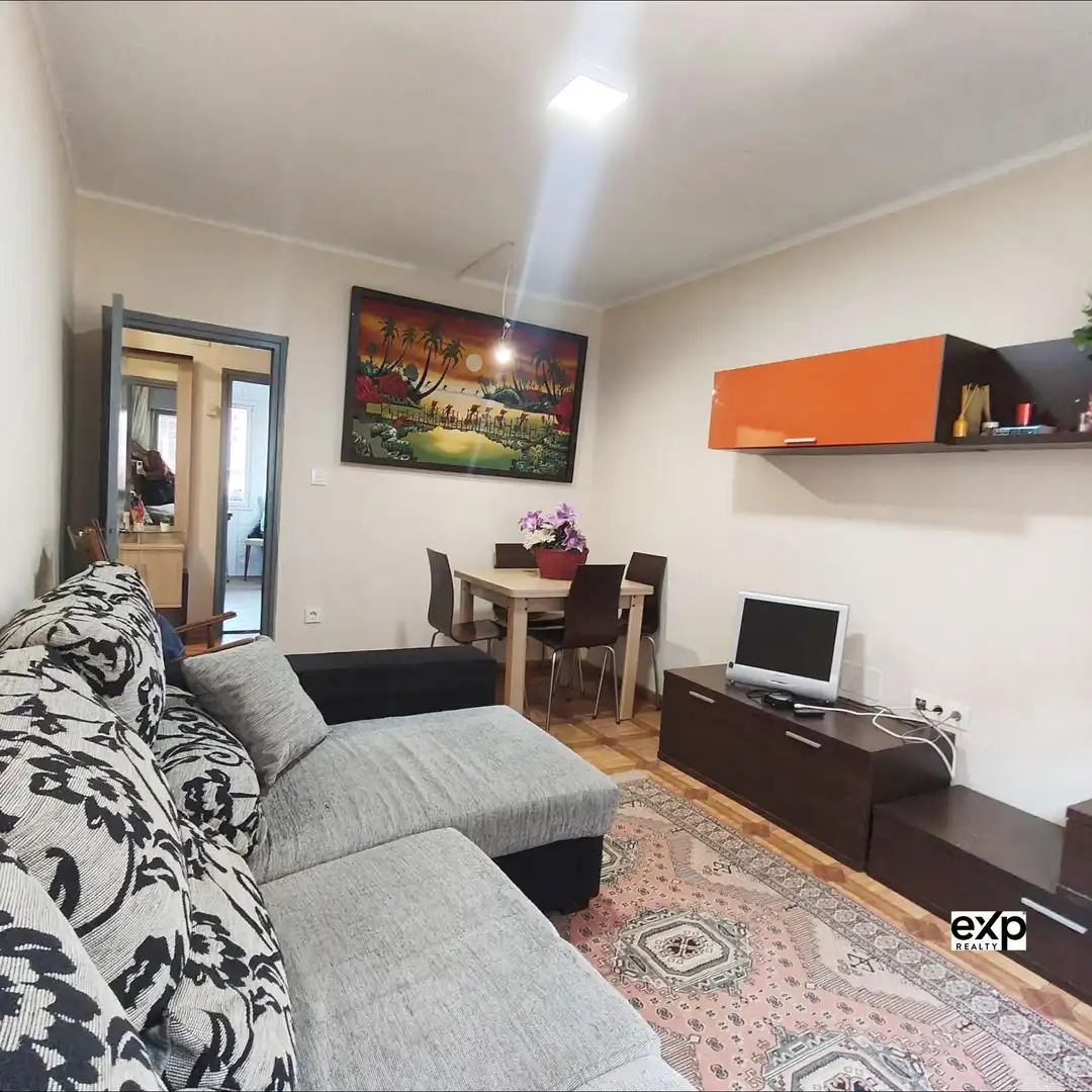 Sala de estar de Piso en venta en Oviedo  con Calefacción