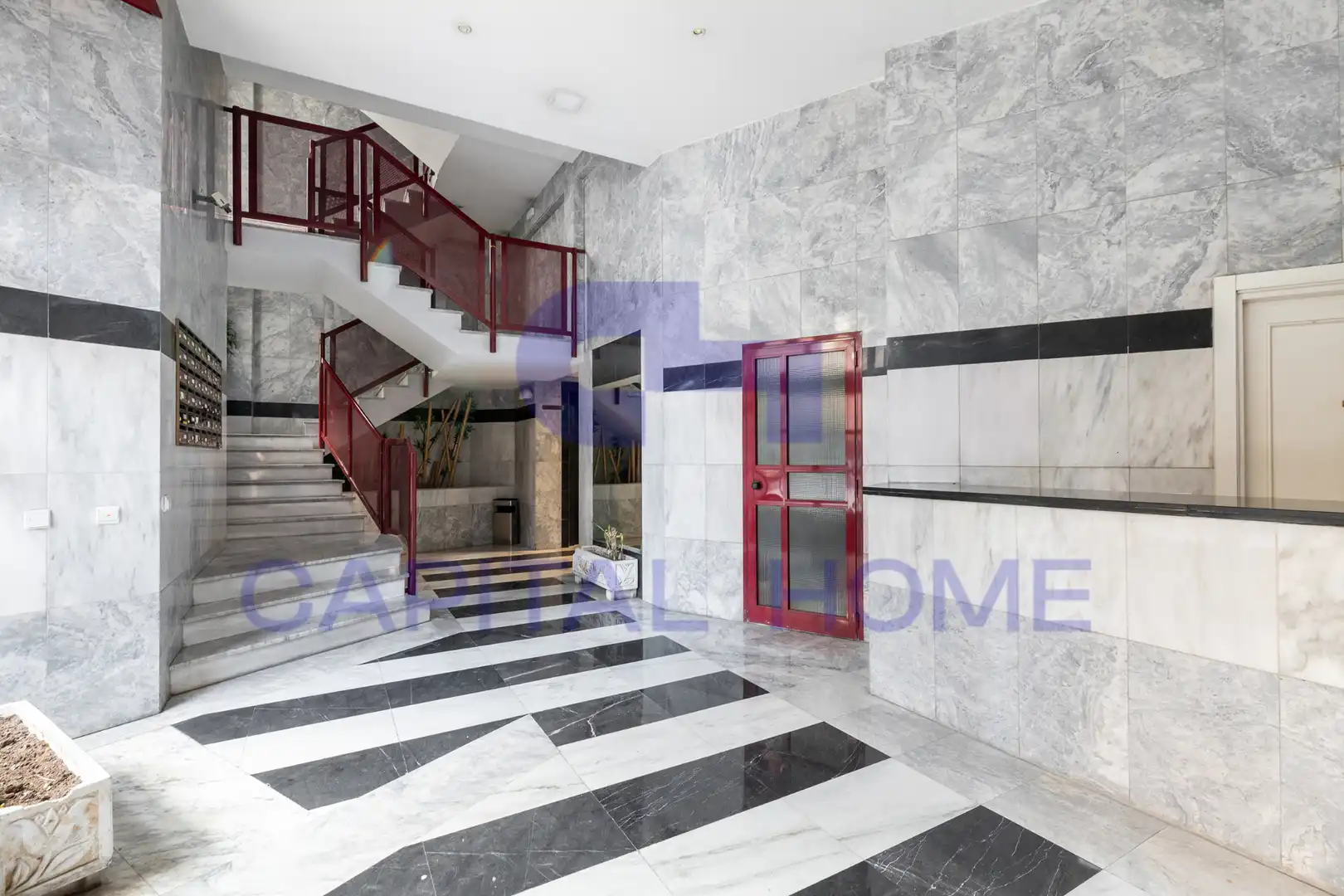Estudio en venta en Madrid con Parquet y Terraza