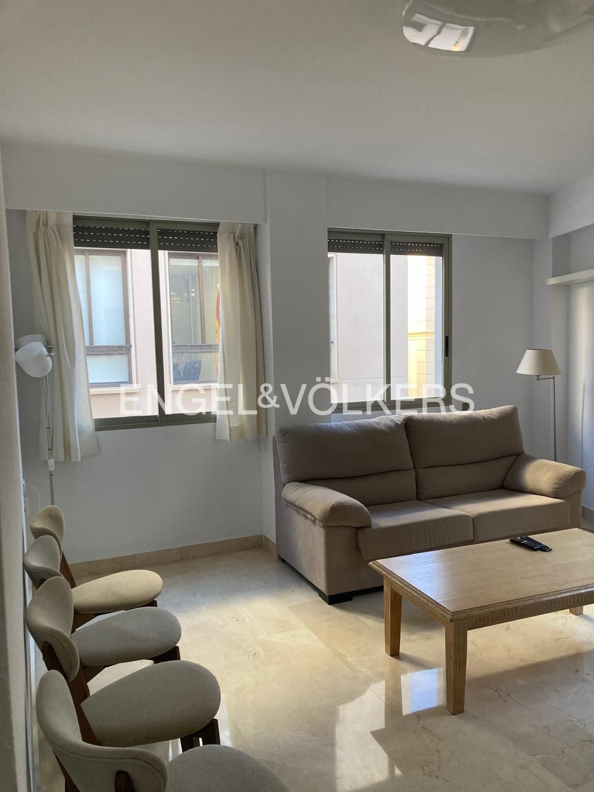 Living room of Apartment to rent in  Valencia Capital  with Air Conditioner, Heating and Furnished