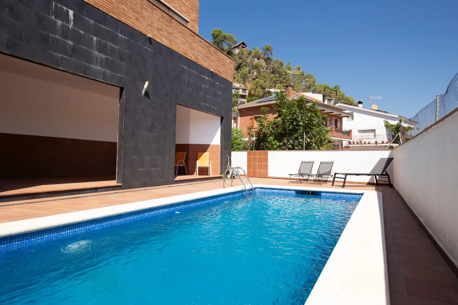 House with terrace for sale in Carrer de Uruguai, imagen 2